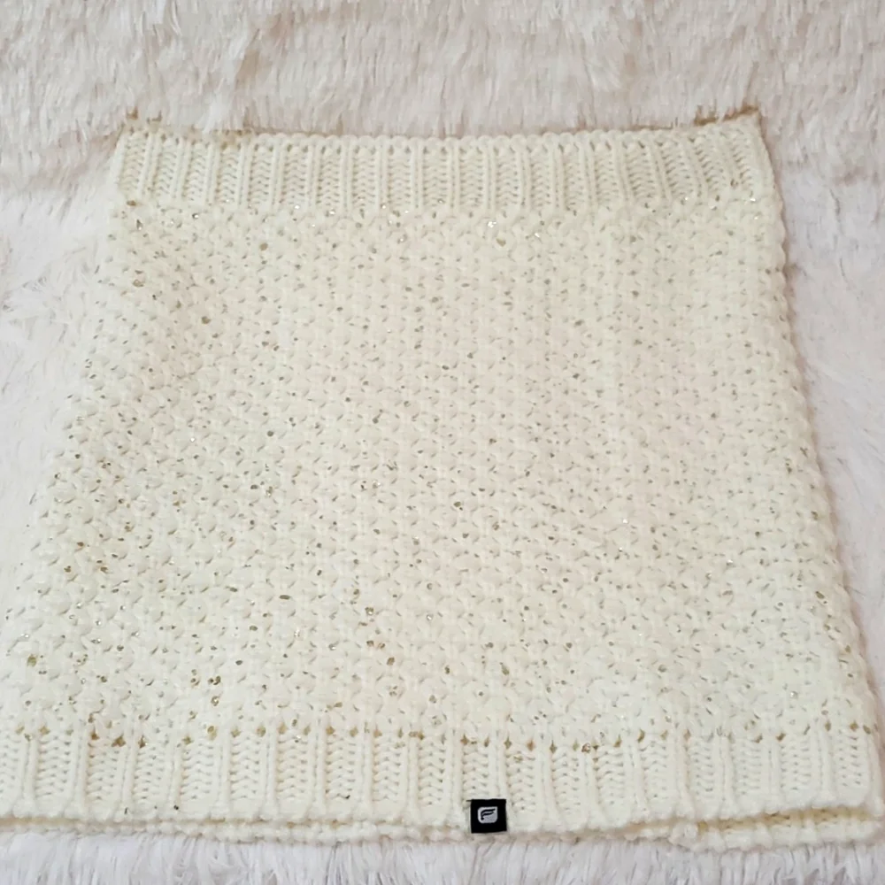 Fabletics Infinity Scarf Ivory and Gold EUC
